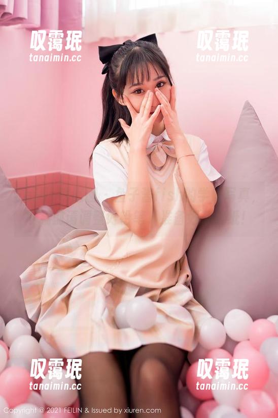 Feilin嗲囡囡-鱼子酱fish Feilin嗲囡囡 - 鱼子酱fish的学妹写真,下载前请调整好铅笔,准备好草稿纸!