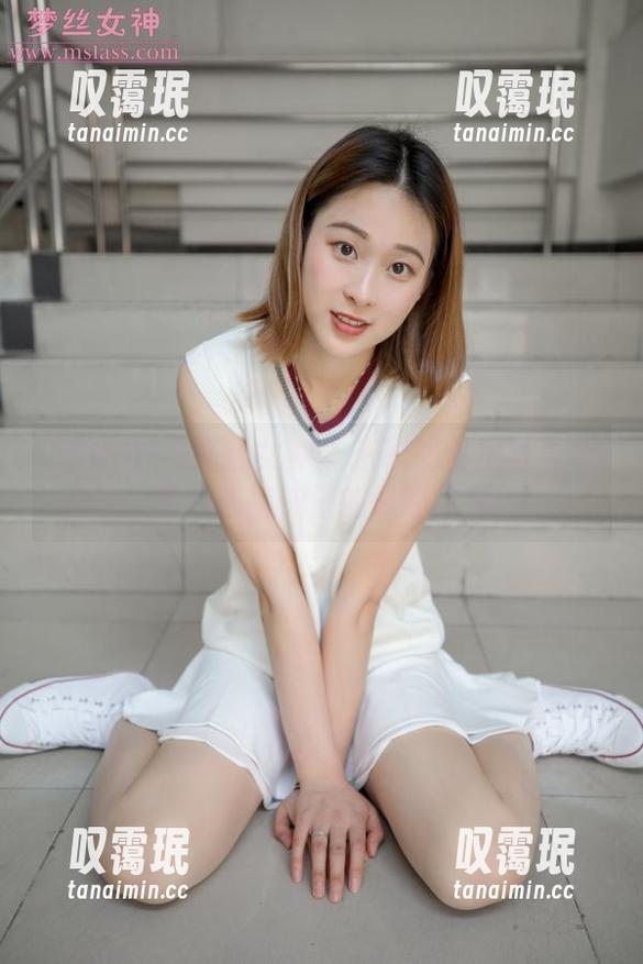 MSLASS梦丝女神-米线 MSLASS梦丝女神 - 米线的私房写真档案:连裤袜里的隐秘故事