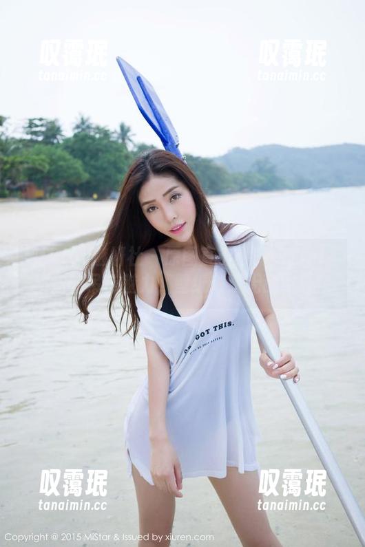 MiStar魅妍社-FoxYini孟狐狸 MiStar魅妍社 - 原图直击!FoxYini孟狐狸的吊带魅力,壁纸效果无敌增强!