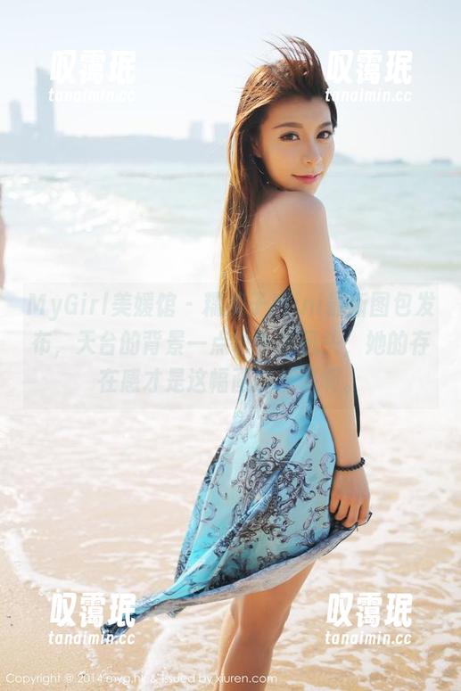 MyGirl美媛馆 - 糯美子Mini最新图包发布，天台的背景一点也不抢风头，她的存在感才是这幅画的焦点啊。