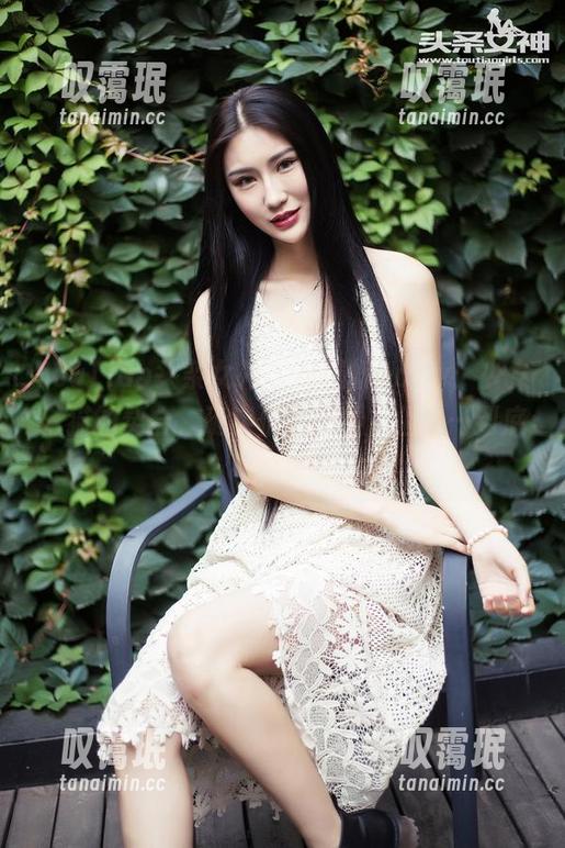 TouTiao头条女神 - 杨漫妮baby：少女与猫的契合，确实值得一看，但……到底看啥呢？