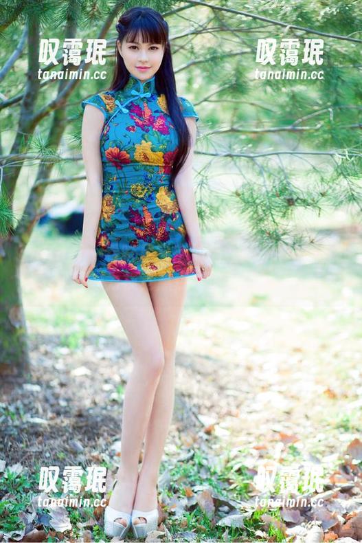 TuiGirl-哈尼宝宝 TuiGirl - 看哈尼宝宝如何在万圣节的图库里成为视觉焦点,惊喜连连!