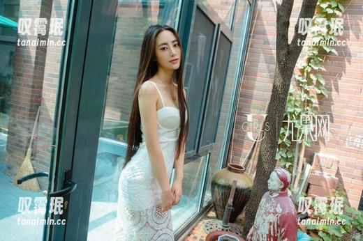 UGirls尤果网 - 陈怡曼红裙真是画风突变！原图太美了以至于我怀疑人生，壁纸简直是视觉享受！