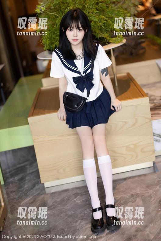 XIAOYU语画界-何嘉颖 XIAOYU语画界 - 最新合集!何嘉颖的圣诞风情,仿佛在感受冬日的温暖阳光