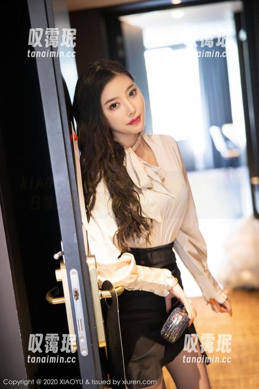 XIAOYU语画界-允儿Claire XIAOYU语画界 - 允儿Claire的办公室日常:网盘那边的惊喜合集等你挖掘