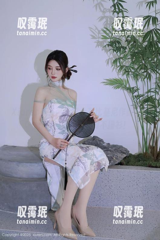 Xiuren秀人网 - 李七喜比基尼作品，每一件都是定制，绝对不撞衫！