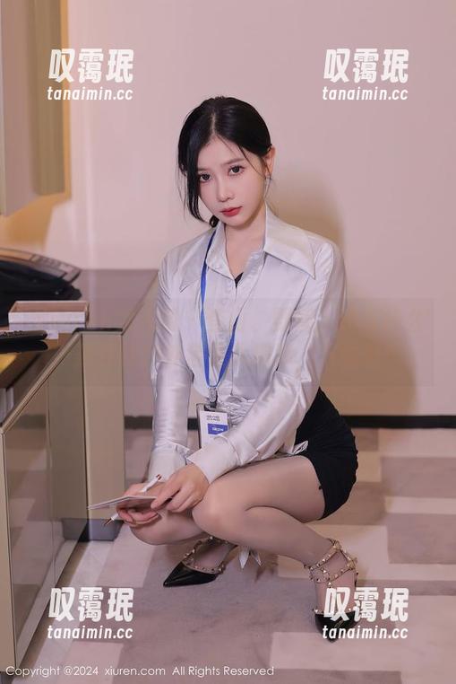Xiuren秀人网-燕甘甘 Xiuren秀人网 - 登山、野营、还有什么?燕甘甘户外全集大揭秘,下载吧!