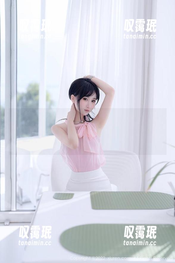Xiuren秀人网 - 制服不止是服装！王婉悠Queen原图里那种微妙的魔力，真让人想多看几眼。