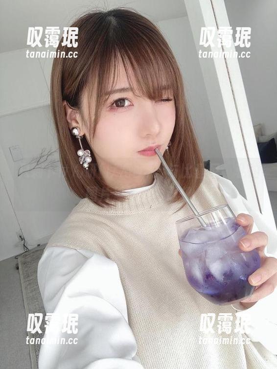 只剩下けん研(けんけん)与比基尼，私拍图片里的无尽遐想