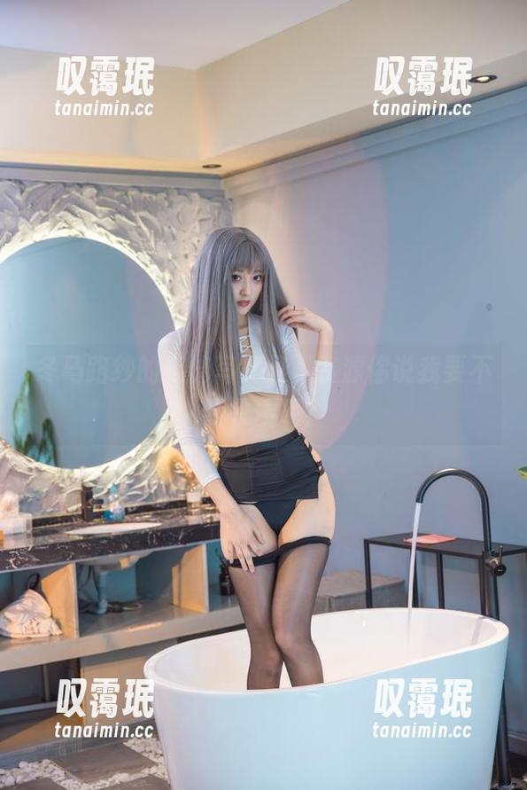 冬马路纱的玛修写真集，资源你说我要不要收债呢？