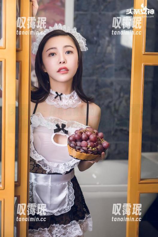 头条女神-杨曼妮 头条女神 - 探秘杨曼妮的睡衣写真集:分享一下那种好像闻到香气的感觉!