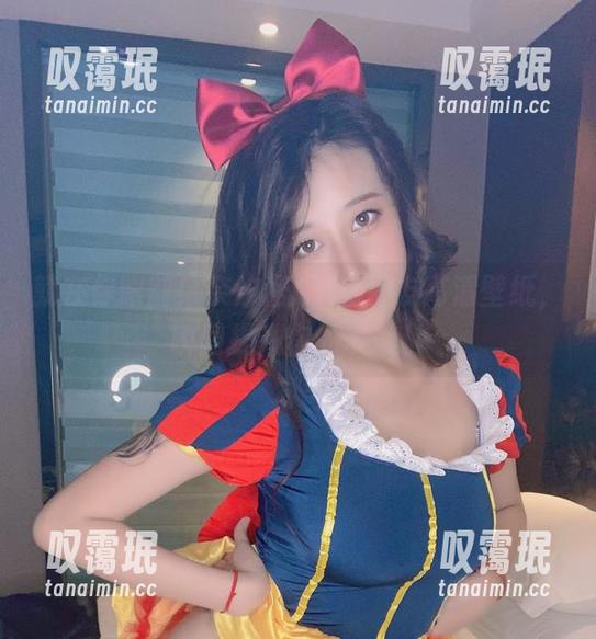 就在你眼前！奈汐酱Nice女友高清壁纸，瞬间提升你的审美！