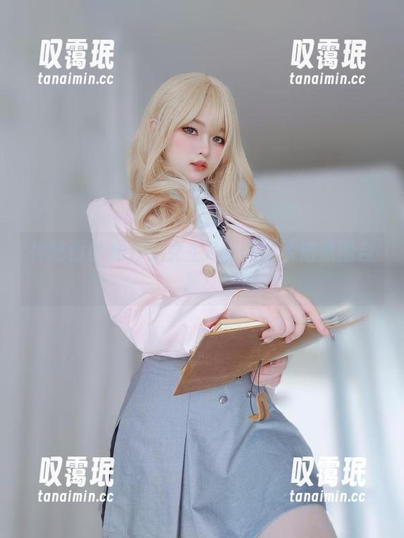 神秘面纱揭开：女主K的沉默学姐原图合集！