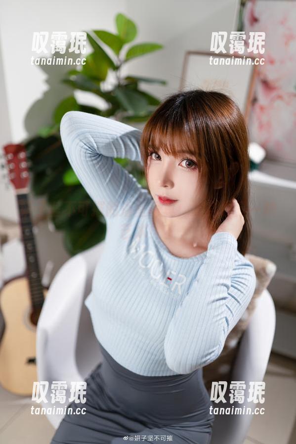 妍子坚不可摧的浴室写真：湿身也是一种艺术！？