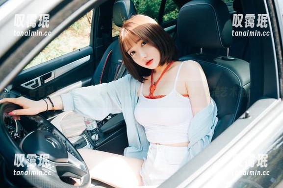 看看孙乐乐(손예은)最新的夏日写真，原图简直是艺术品！