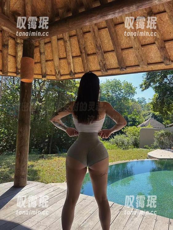 宋昱欣 微密圈 - 眼镜反射的灵魂:宋昱欣的图包精选,瞧,这里有故事