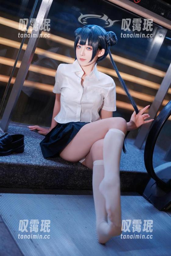 封疆疆v，最新写真集温柔翻倍，真是受罪的美好。
