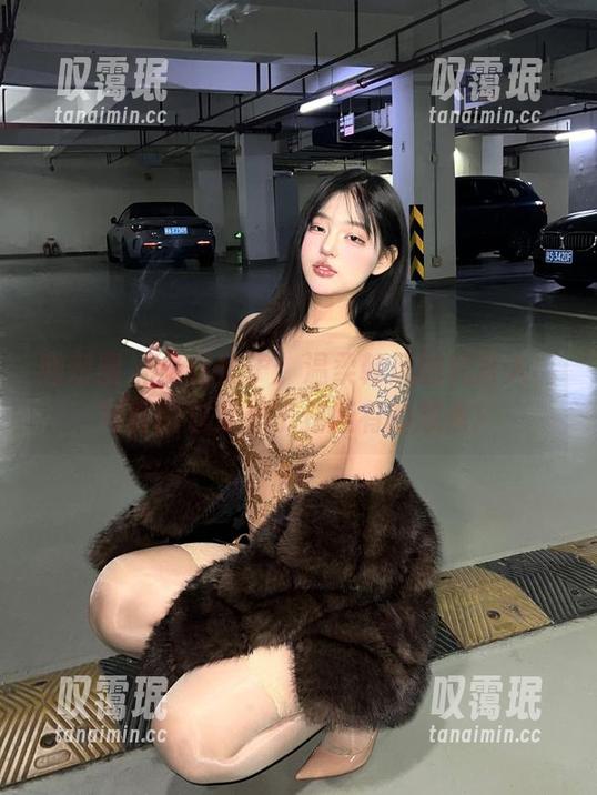 微密圈 - 小优优子：温柔韩风的代言人，写真图包穿越了我所有的想象！