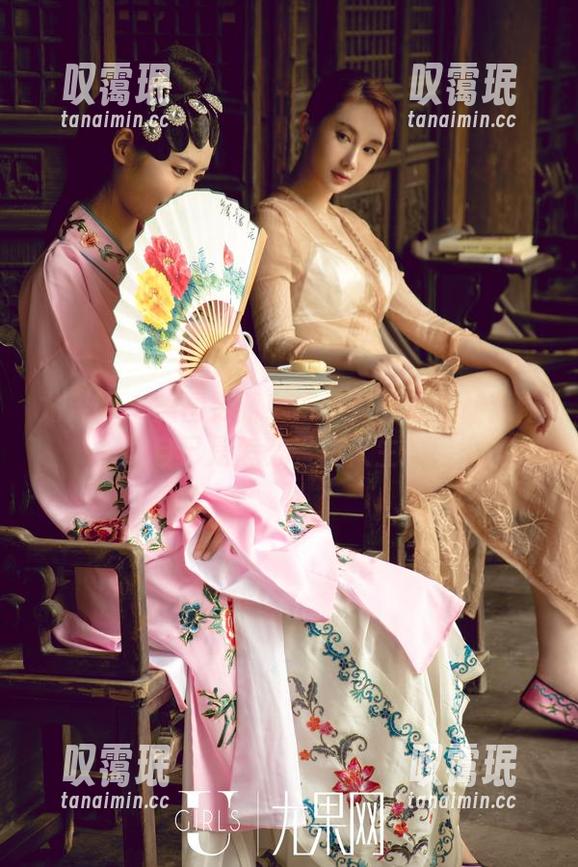 尤果网 - 美图更新！方子萱的美脚让我怀疑自己是怎么看待人生的！