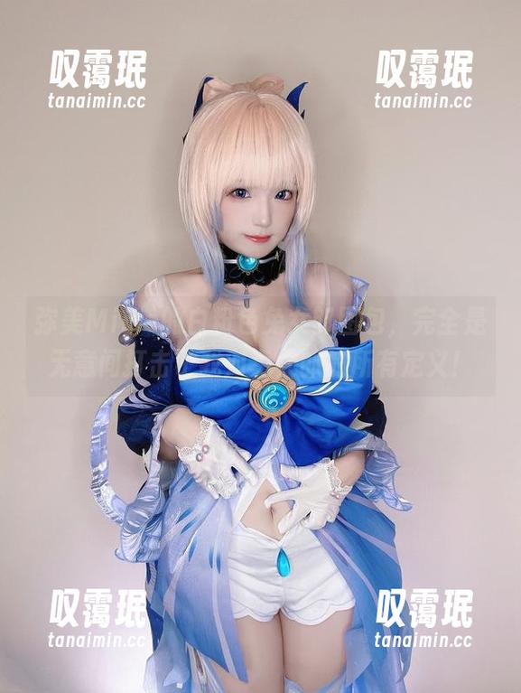 弥美Mime的白粉色兔女郎图包，完全是无意间打击了我对兔女郎的所有定义！