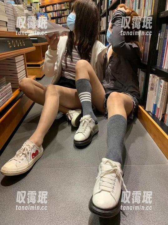 微密圈 - 微信朋友圈系列第一部分，直击无敌哒小姨妈的真实魅力-原图见证！