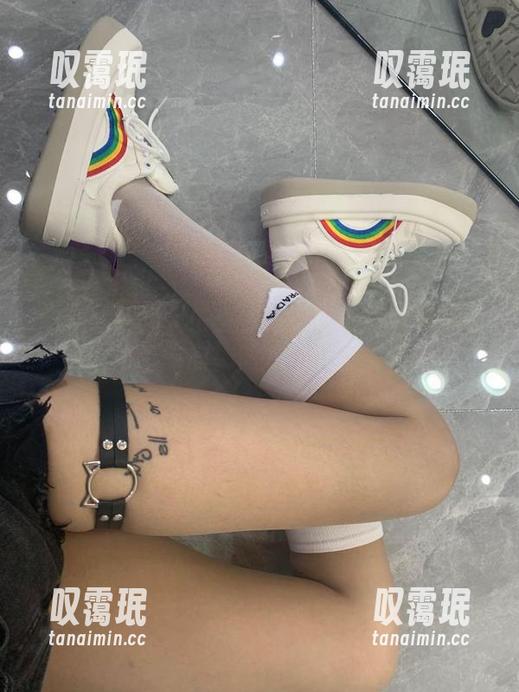 杨大乐乐很靠谱 微密圈 - 杨大乐乐很靠谱的花嫁写真:在婚纱里摔倒,那才是真爱现场!