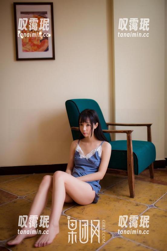 果团网-云菲菲 果团网 - 在图库里游走,意外发现云菲菲双马尾,瞬间感觉青春又回来了!