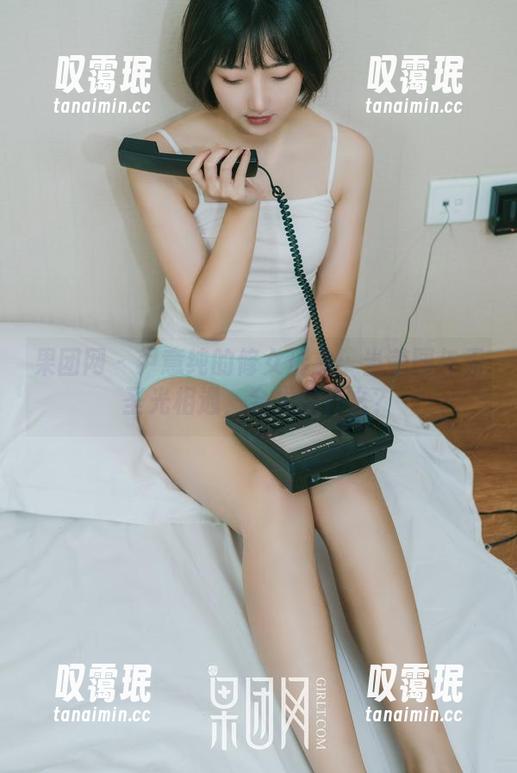 果团网-尹意纯 果团网 - 尹意纯的修女形象:当美图与无圣光相遇,会发生什么?