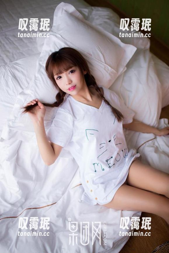 果团网-陈雅漫 果团网 - 陈雅漫最新双人合集,有些时候我真怀疑她在用魔法拍照!