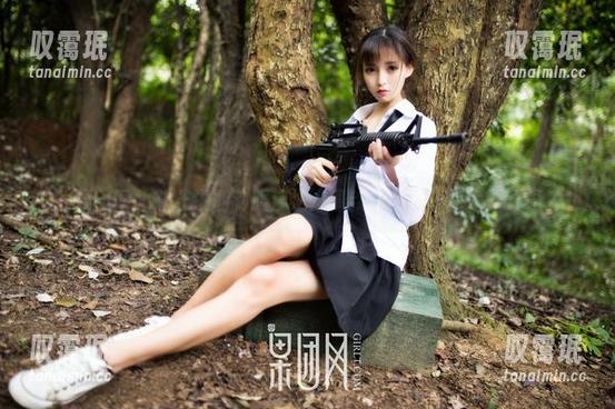 果团网-陈雅漫 果团网 - 陈雅漫的制服魔法:最新作品集让你大开眼界