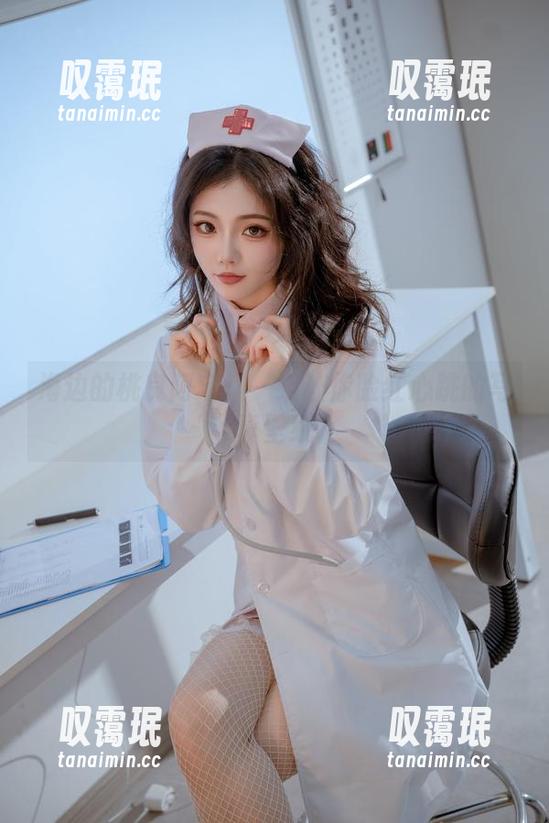海边的桃良阿宅：一组让你脸红心跳的写真壁纸