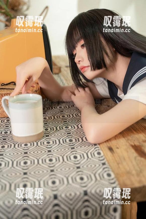爆机少女喵小吉的新福利：异世界生活全纪录！