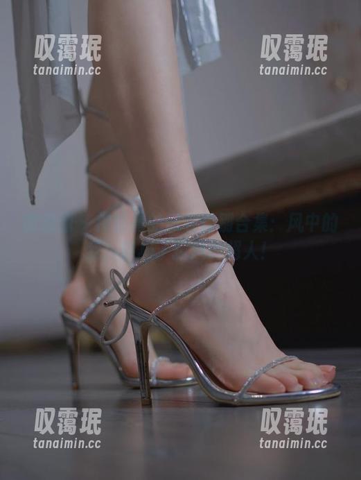 微密圈 - 禅院熏的风衣特别合集：风中的我，像极了披风的超人！