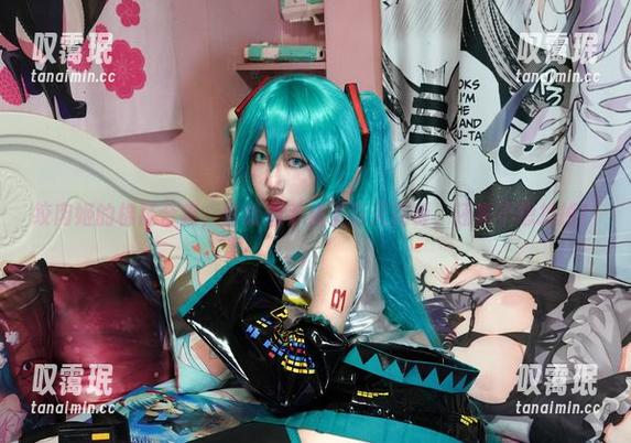 绞肉姬的棉袜合集，壁纸似乎成了新天花板，还真不想换掉！
