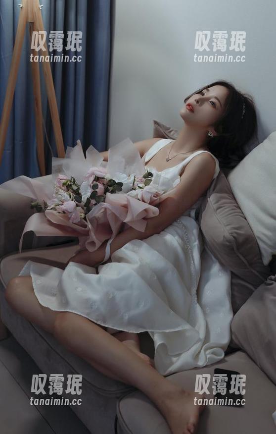 苏嫣嫣阿姨 套图中的苏嫣嫣阿姨:可爱得可以开个专辑了!