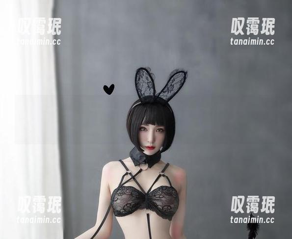 微密圈 - 透明而真实：超辣的林一的写真合集，是妩媚还是纯粹？